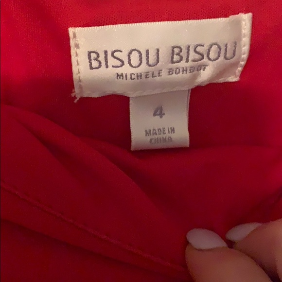 Formal dress - Picture 2 of 3